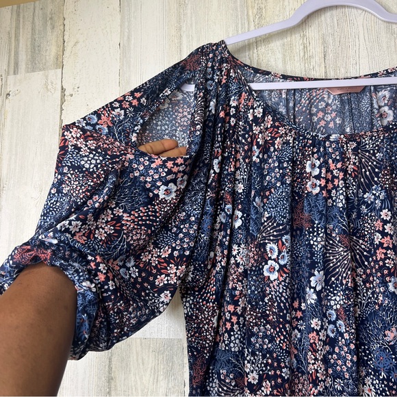 Amana Women's 2X Floral 3D Art Jersey Stretch Shirt Blouse Top Keyhole Sleeve - Picture 6 of 15